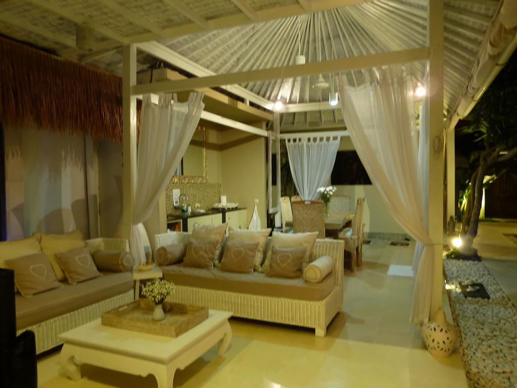 La Dolce Villa Seminyak  Exterior photo